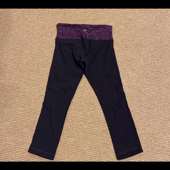 Lululemon pants - Picture 2 of 6
